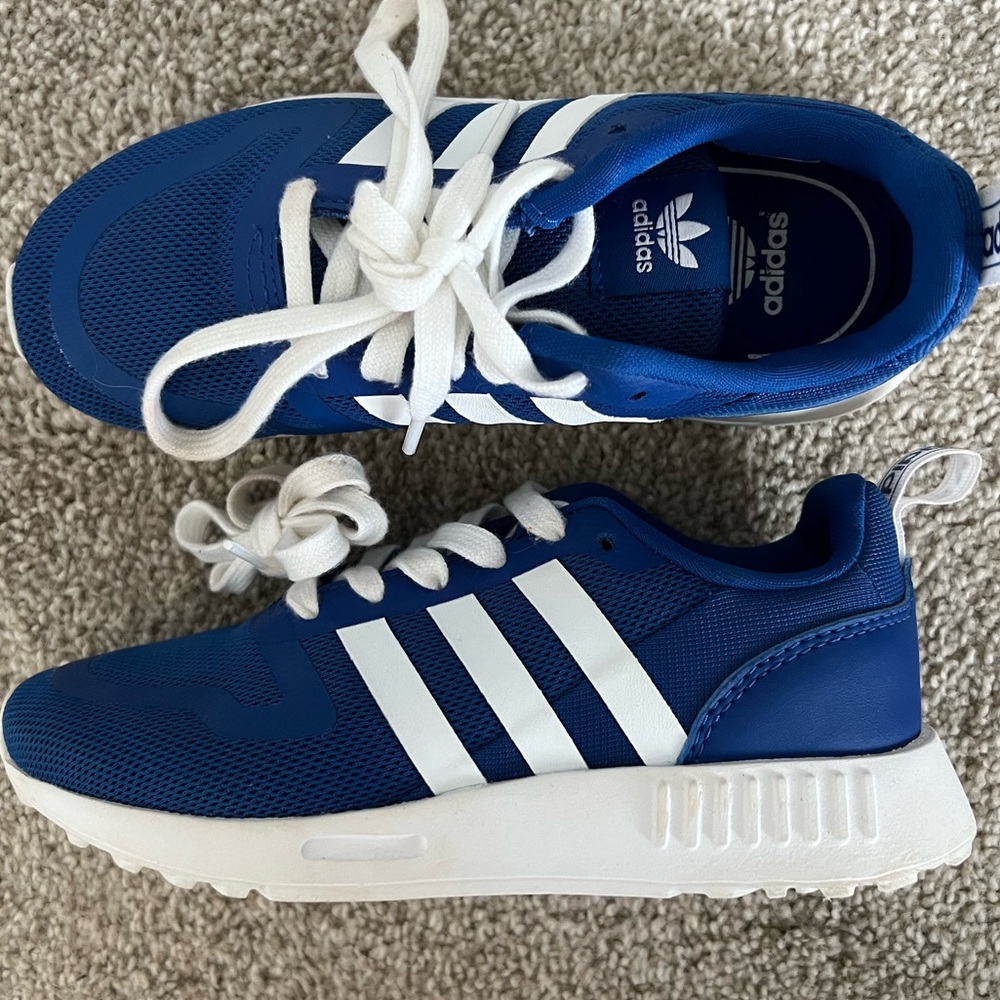 Little Boys Adidas Ortholite. Blue. Size 12.5. Worn once!